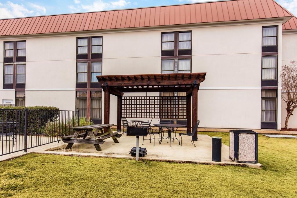 Quality Inn Valley - West Point Экстерьер фото