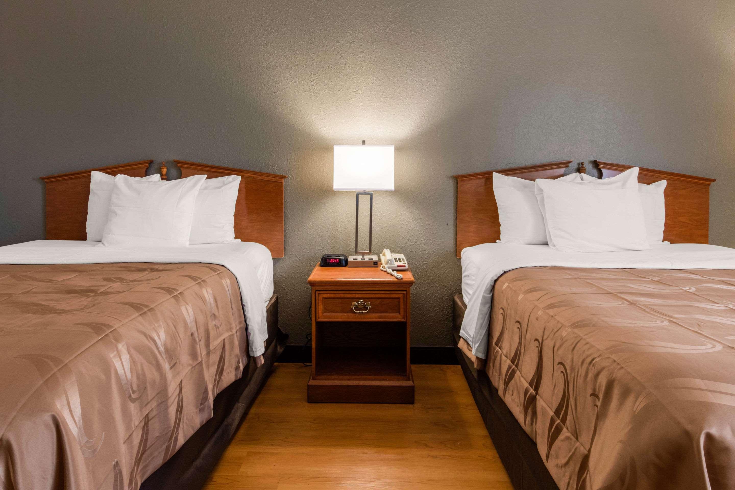Quality Inn Valley - West Point Экстерьер фото