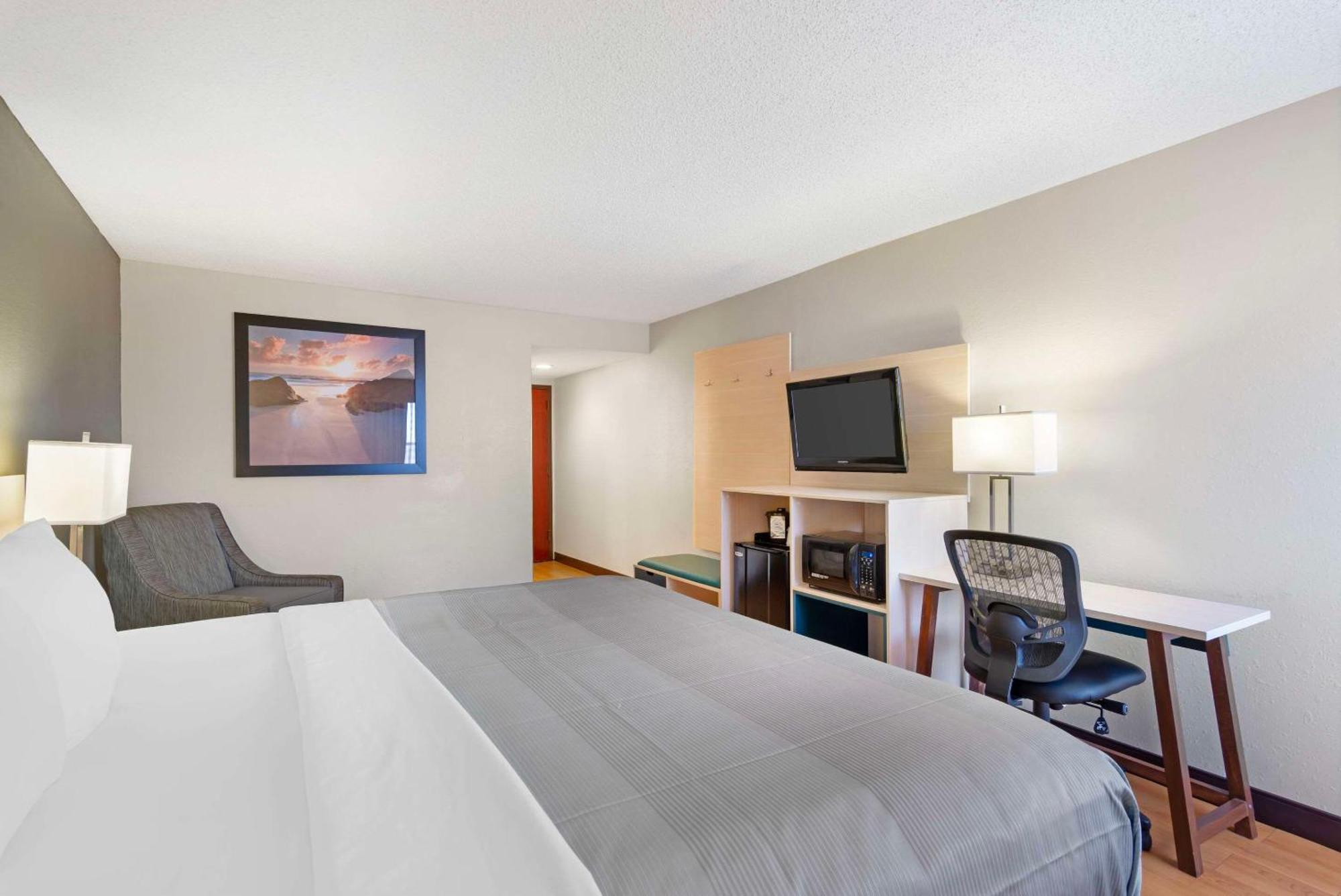 Quality Inn Valley - West Point Экстерьер фото