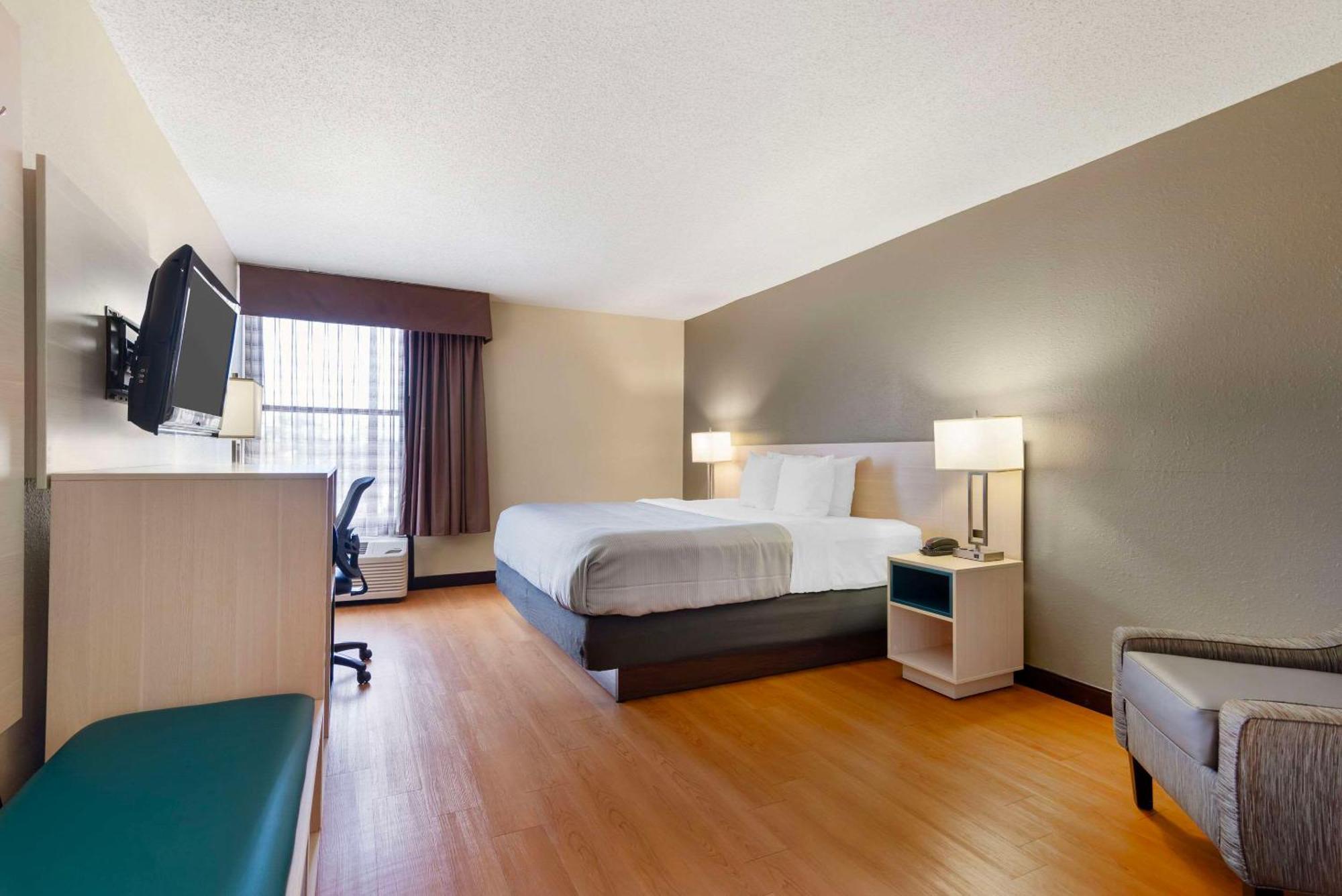 Quality Inn Valley - West Point Экстерьер фото