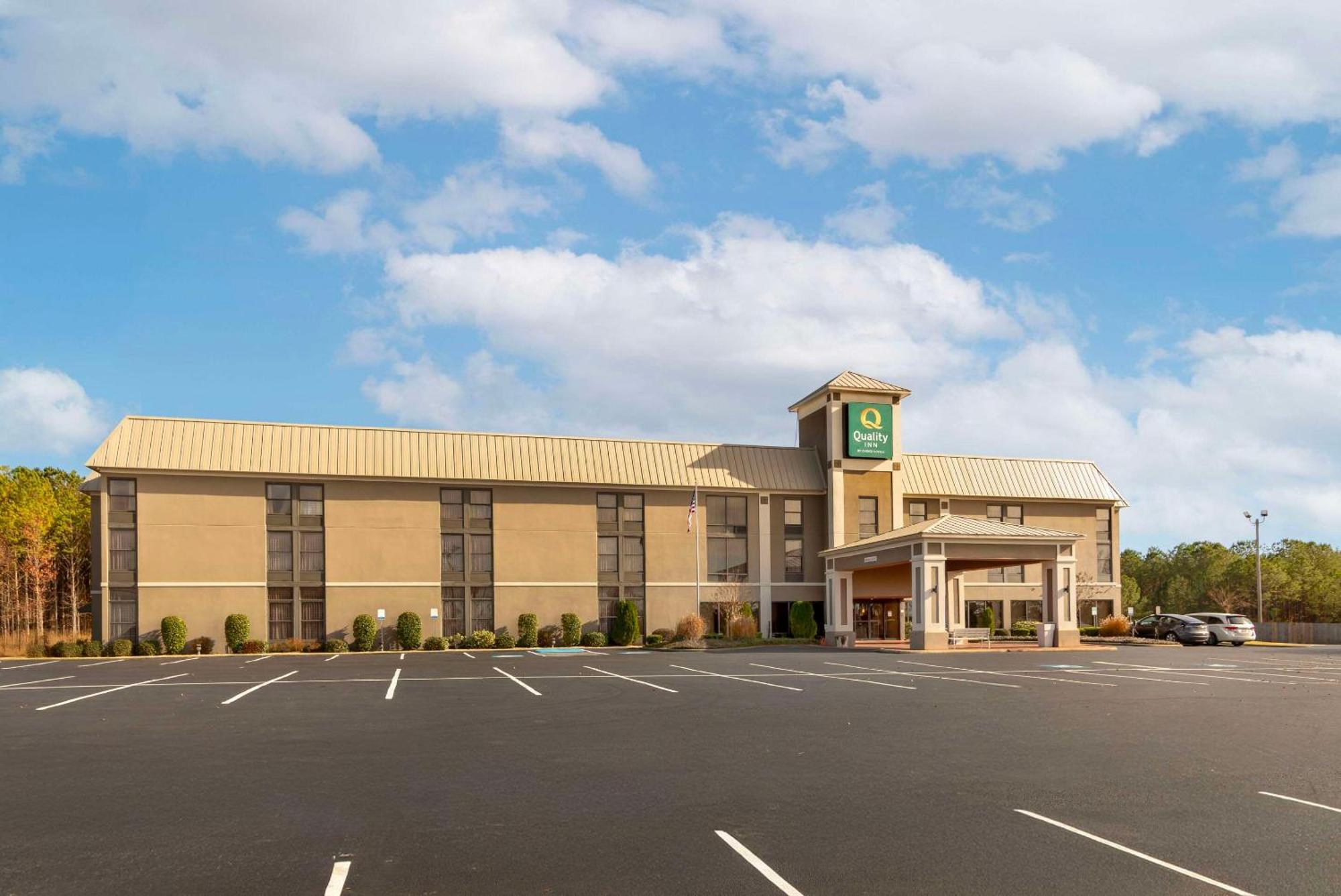 Quality Inn Valley - West Point Экстерьер фото