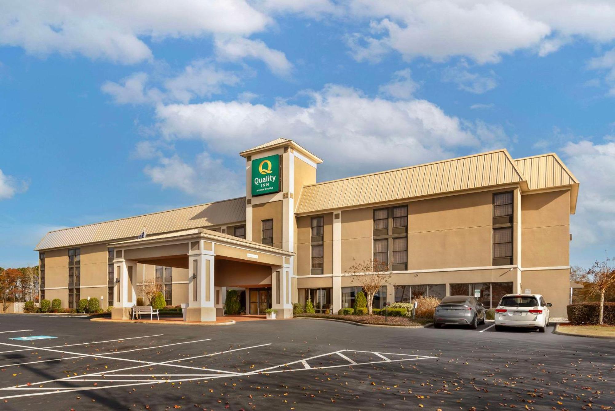 Quality Inn Valley - West Point Экстерьер фото